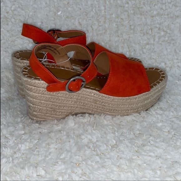 Universal Thread Orange Wedges - Picture 8 of 8